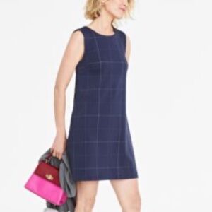 🧋NWT Macy’s On 34th Sleeveless Shift dress windowpane plaid Navy Blue Small